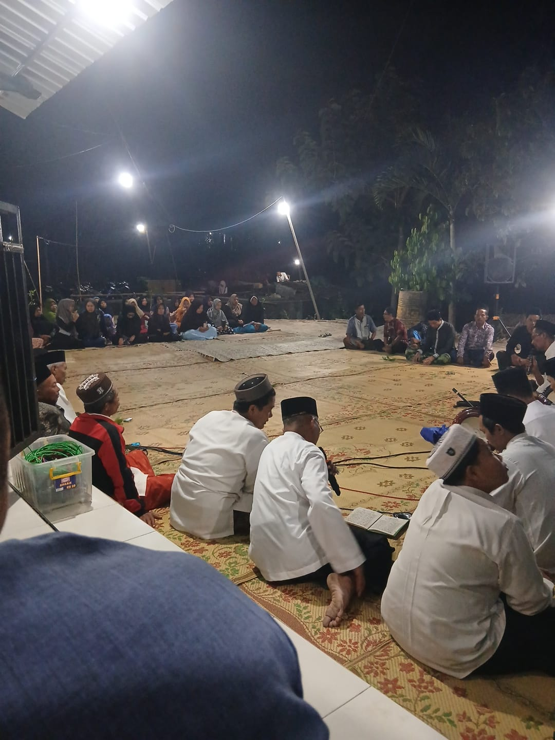 PERINGATAN MAULID NABI MUHAMMAD SAW DI JRAKAH, DUSUN BANARAN